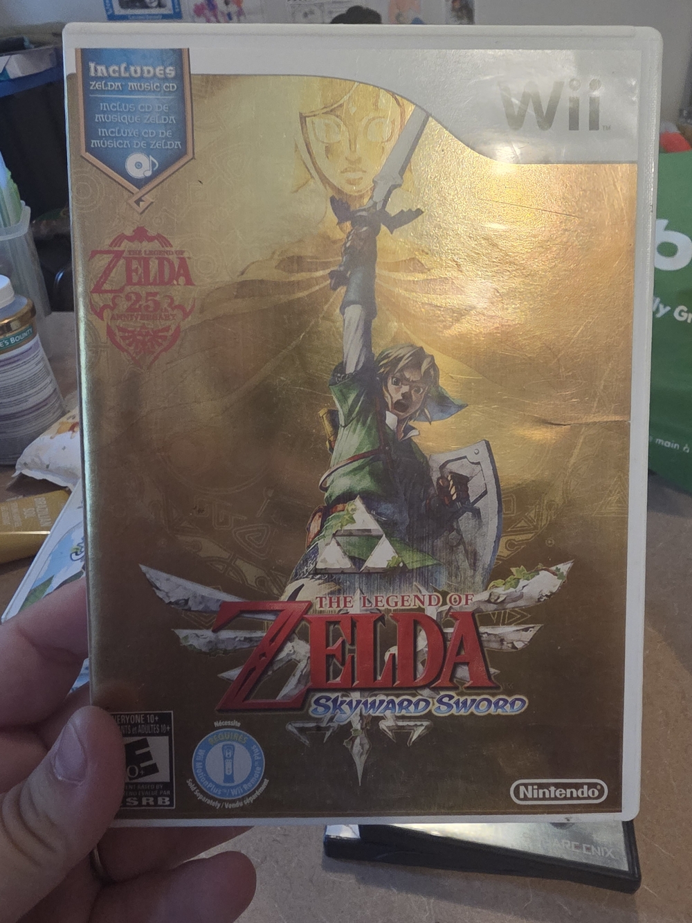 Nintendo The Legend of Zelda: Skyward Sword (Gold) - Wii